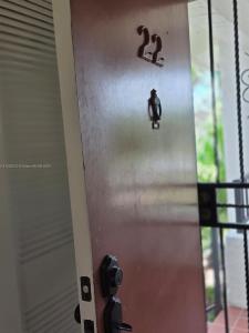 10823 NW 7th St 22-44, Miami, Florida 33172, USA
