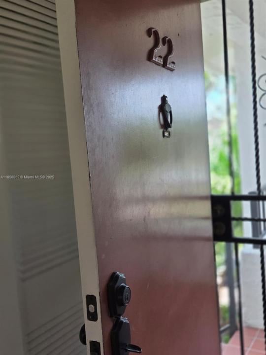 10823 NW 7th St 22-44, Miami, Florida 33172, HOA KỲ