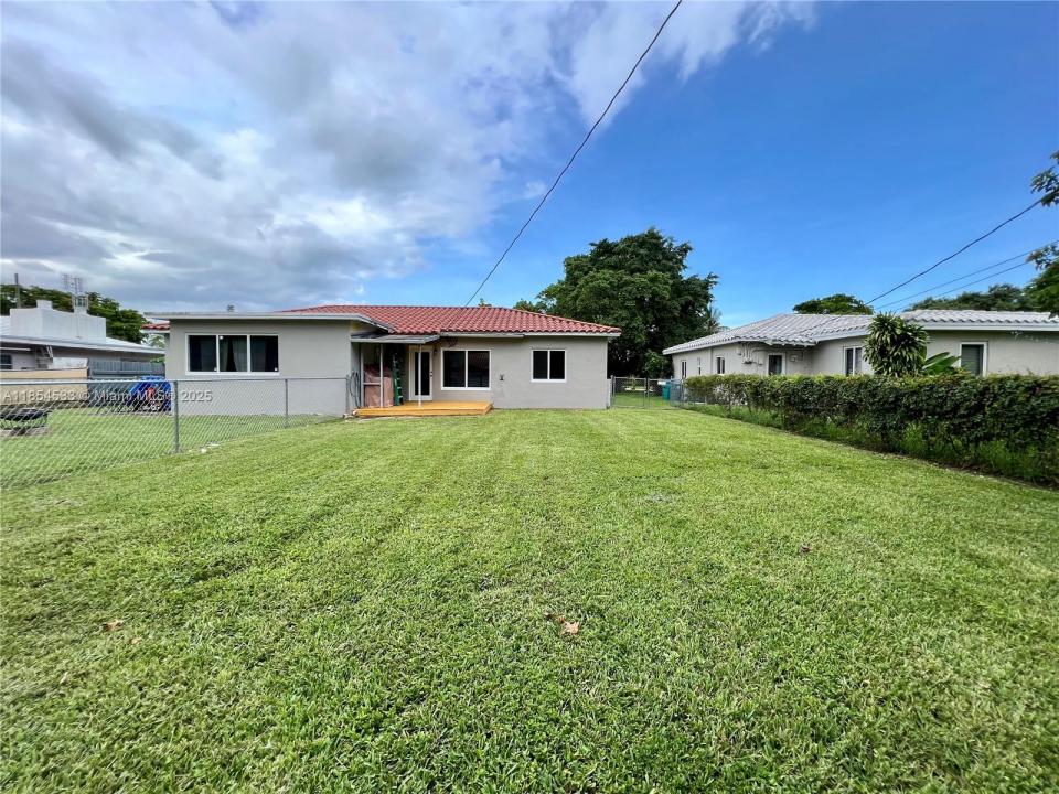11020 NE 10th Ave, Biscayne Park, Florida 33161, Stati Uniti