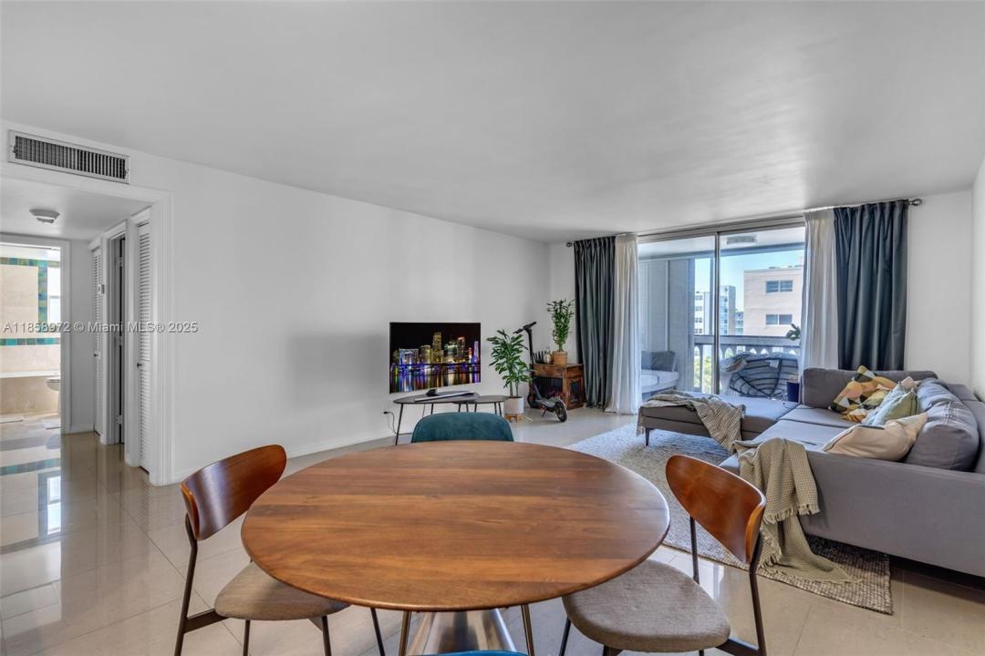 301 NE 14th Ave 601, Hallandale Beach, 佛羅里達州 33009, 美國