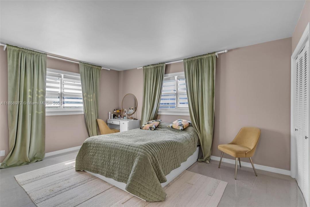 301 NE 14th Ave 601, Hallandale Beach, 佛羅里達州 33009, 美國