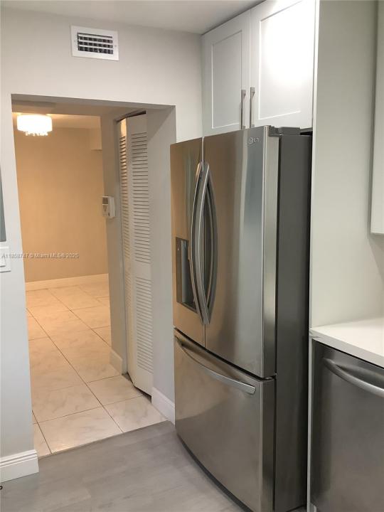 4401 NW 41st St 109, Lauderdale Lakes, Флорида 33319, Соединенные Штаты