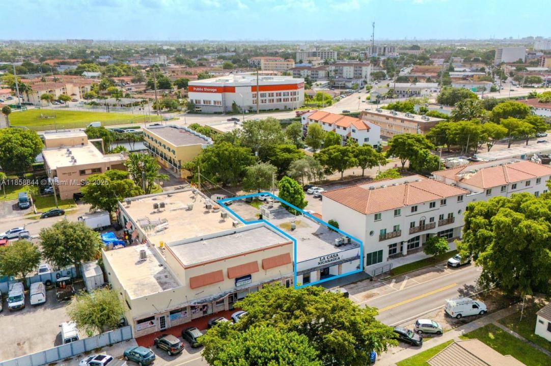 365 N Royal Poinciana Blvd, Miami Springs, فلوريدا 33166, الولايات المتحدة
