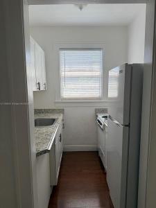114 Antilla Ave 7, Coral Gables, Florida 33134, USA