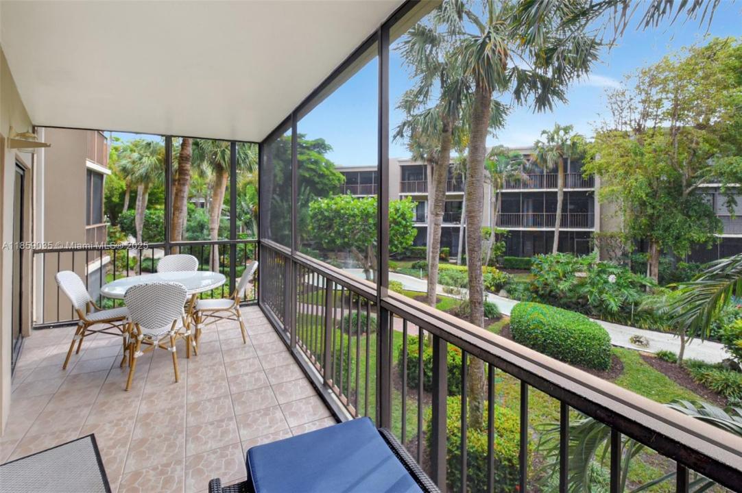 3605 S Ocean Blvd 206, South Palm Beach, פלורידה 33480, ארצות הברית של אמריקה