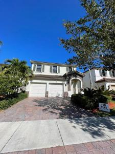 9143 SW 227th Ter ., Cutler Bay, Florida 33190, USA