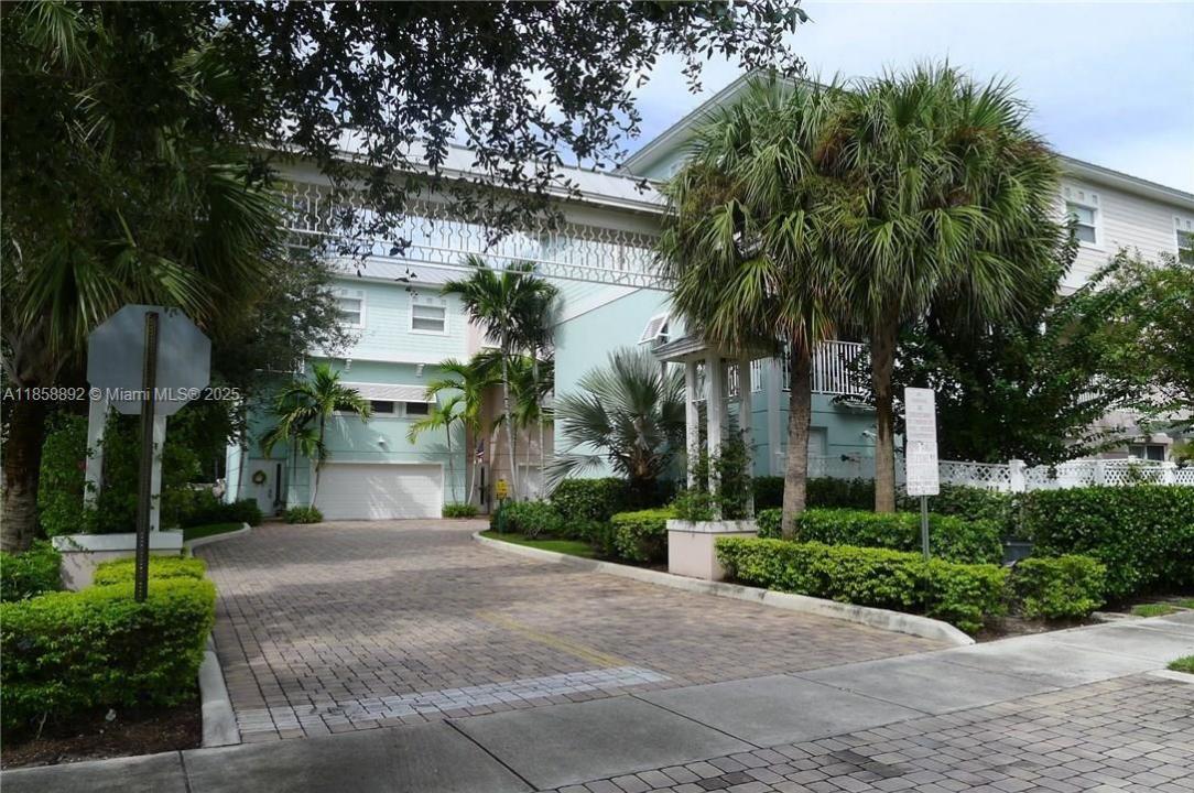 439 NE 1st St, Pompano Beach, Florida 33060
