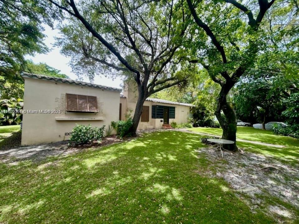 334 NE 107th St, Miami Shores, 佛羅里達州 33161, 美國