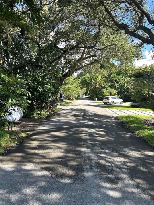 10536 NE 3rd Ave, Miami Shores, Florida 33138, Estados Unidos