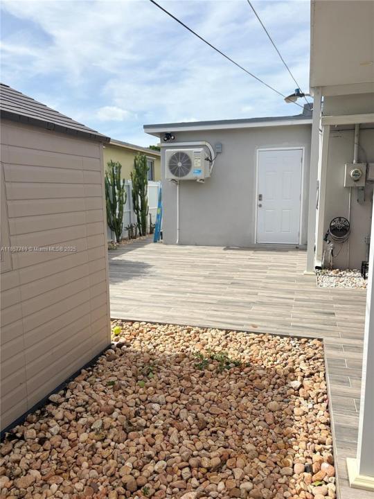 868 E 32nd St 0, Hialeah, Florida 33013, HOA KỲ