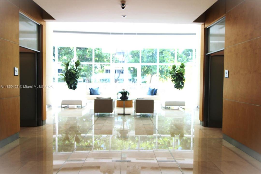 2101 Brickell Ave 1711, Miami, Флорида 33129, Соединенные Штаты