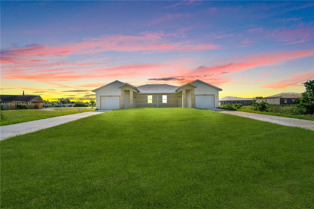 261-263 grant blvd, Lehigh Acres, Florida 33974