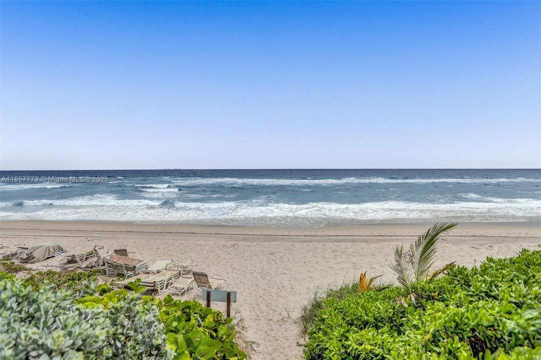 1155 Hillsboro Mile 202, Hillsboro Beach, Florida 33062