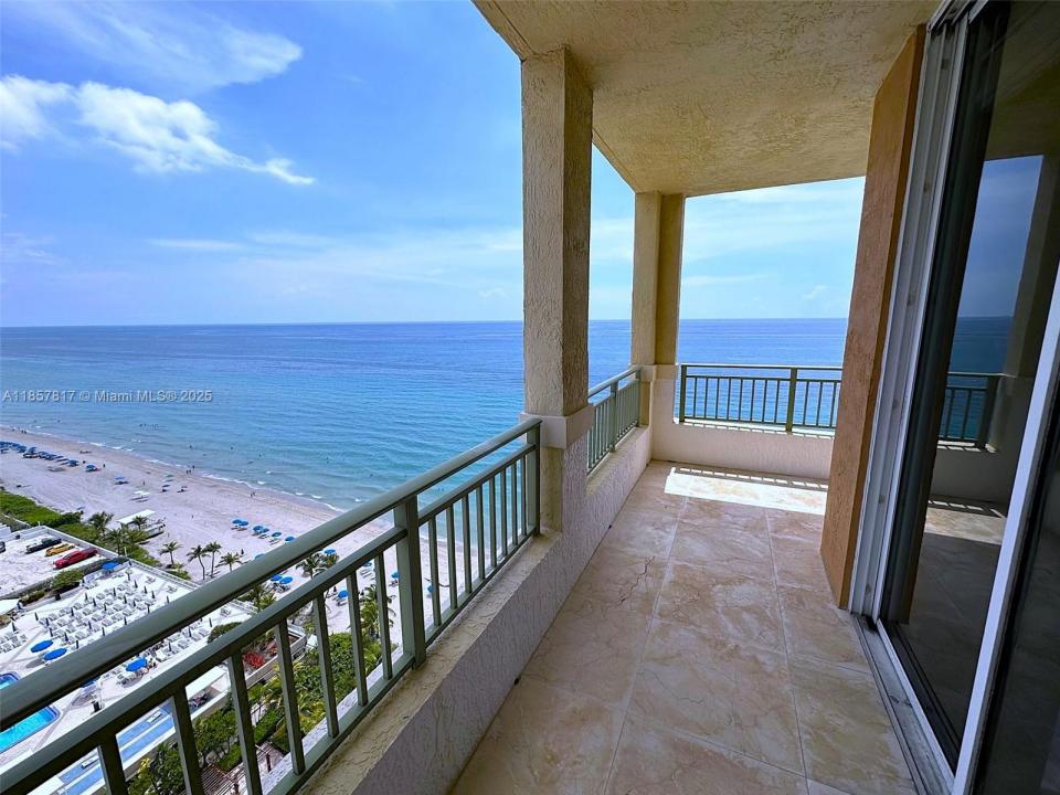 2080 S Ocean Drive MPH12, Hallandale Beach, فلوريدا 33009, الولايات المتحدة