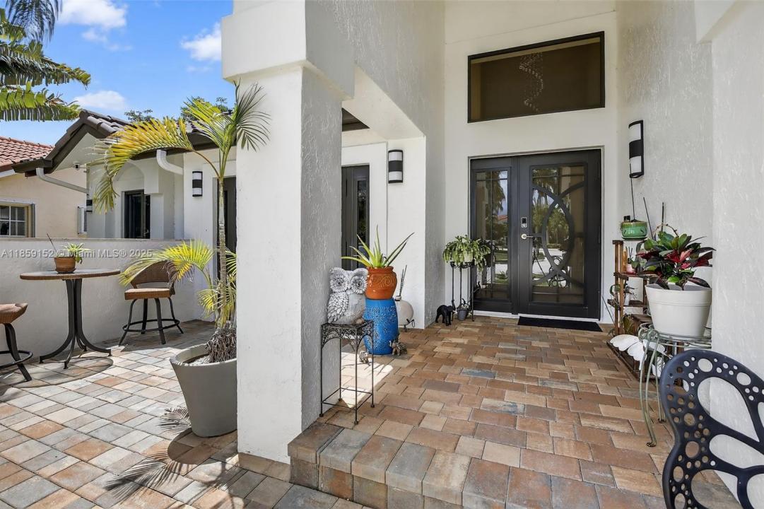 1154 Laguna Springs Dr, Weston, Florida 33326, Estados Unidos