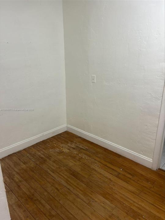2175 NE 170th St 202, North Miami Beach, Florida 33162, HOA KỲ