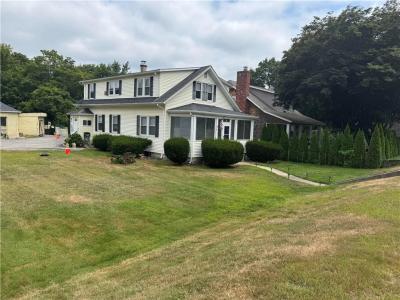 83 Farnum Pike, Smithfield, RI 02917, USA