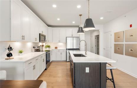 141 East Point Drive 404, East Providence, Rhode Island 02916, États-Unis