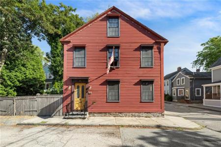 23 Willow Street, Newport, Rhode Island 02840, USA