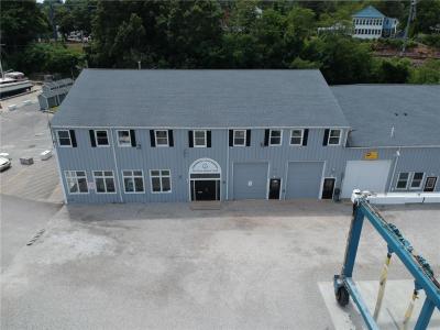 3 Division Street 2B, East Greenwich, RI 02818, USA