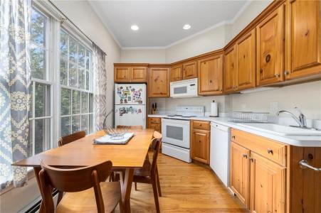 165 Waterman Street 2, Providence, Rhode Island 02906, USA