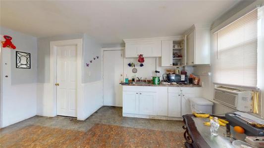 84 Chester Street, Woonsocket, رود ايلاند 02895, الولايات المتحدة