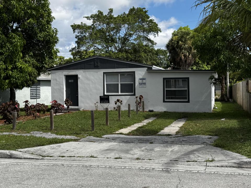 2313 Z Terrace, Riviera Beach, Flórida 33404, Estados Unidos