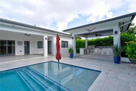 2521 SW 105th Ave, Miami, Florida 33165, USA