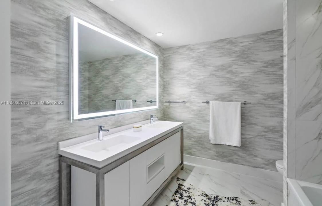 2000 Metropica Way 902, Sunrise, Florida 33323
