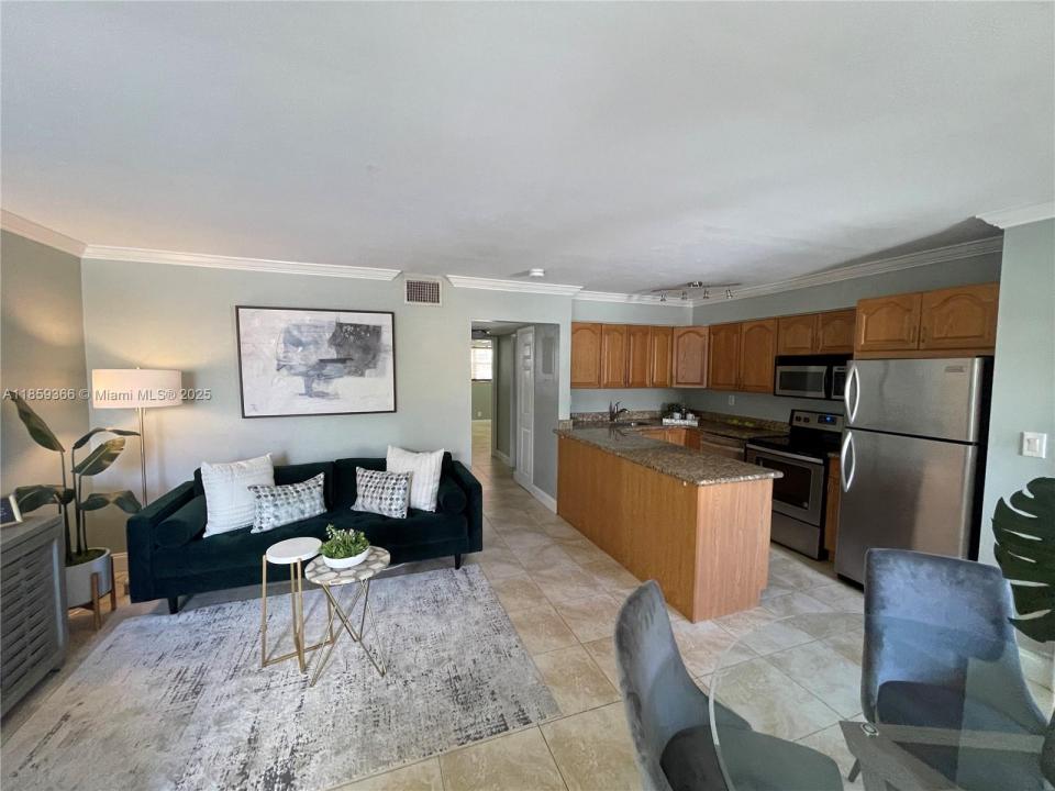 4050 NE 12th Ter 12-1, Oakland Park, 플로리다 33334, 미국