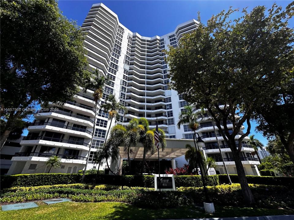 3400 NE 192nd St 303, Aventura, Florida 33180, Estados Unidos