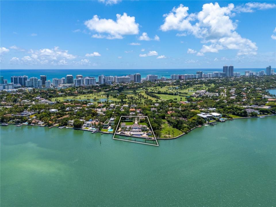 5940 N Bay Rd, Miami Beach, Florida 33140, HOA KỲ