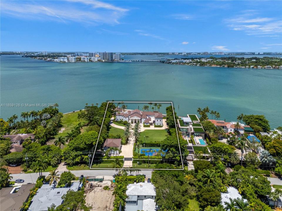 5940 N Bay Rd, Miami Beach, Florida 33140, HOA KỲ