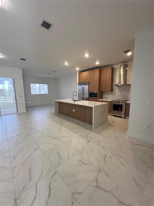 8281 SW 121st Ter 0, Miami, 佛罗里达州 33156, 美国