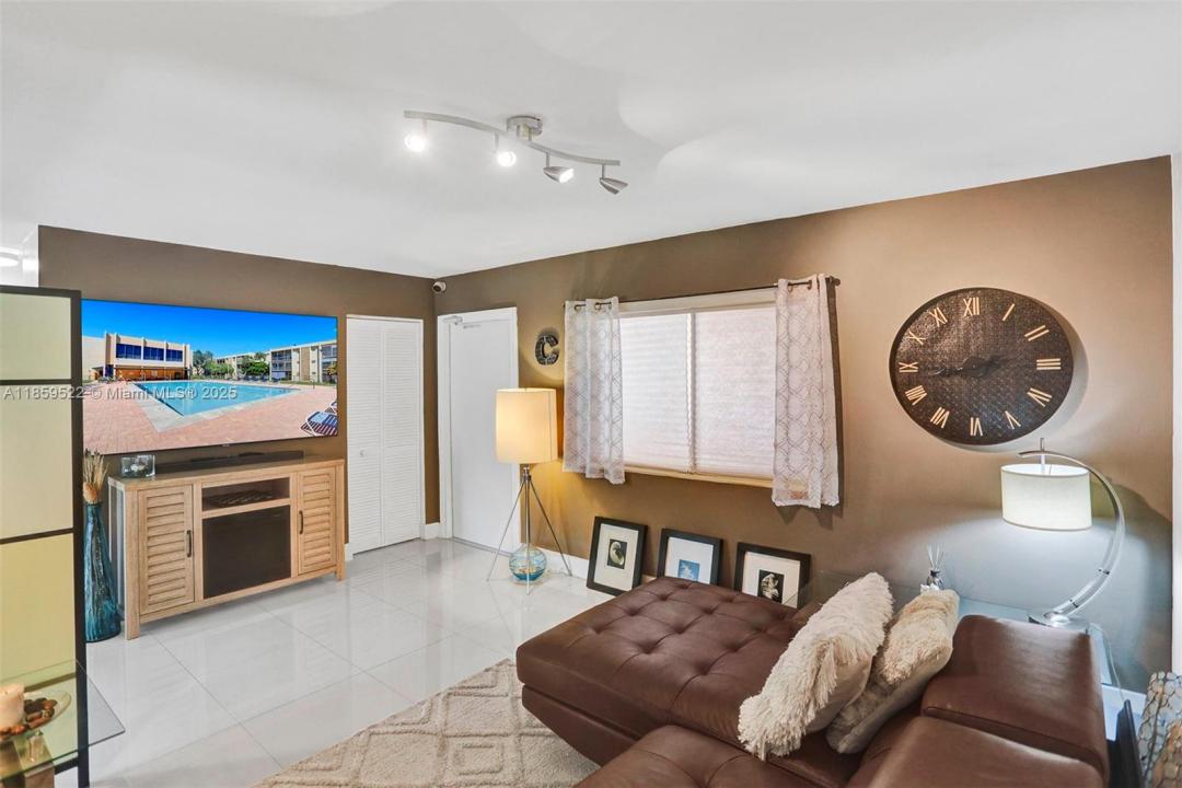 8401 SW 107th Ave 111E, Miami, 플로리다 33173, 미국