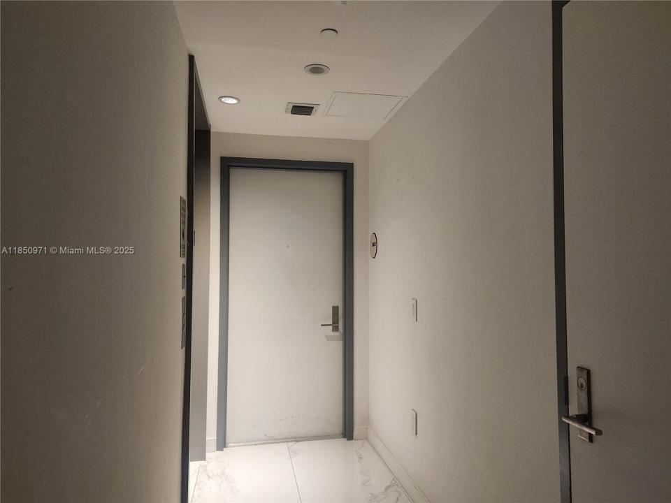 3131 NE 7th Ave 3602, Miami, Флорида 33137, Соединенные Штаты