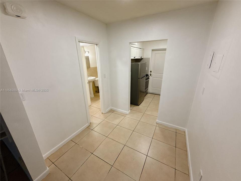 7315 Byron Ave 5, Miami Beach, Flórida 33141, Estados Unidos