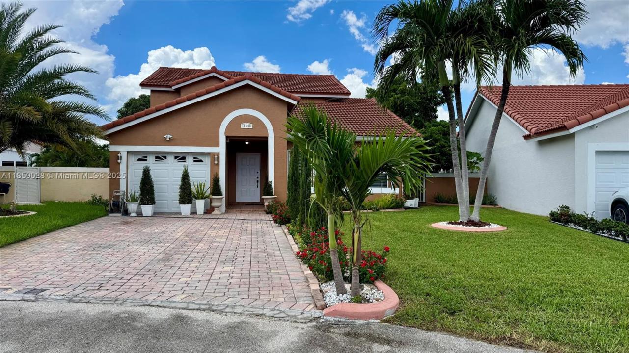 18642 NW 54th Pl A, Miami Gardens, 佛罗里达州 33055, 美国