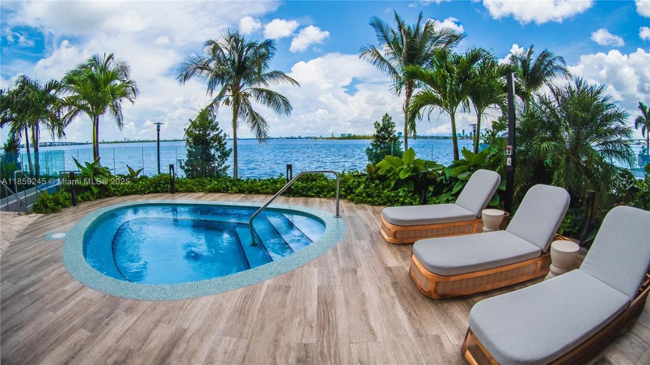 700 NE 24th St 3401, Miami, Florida 33137