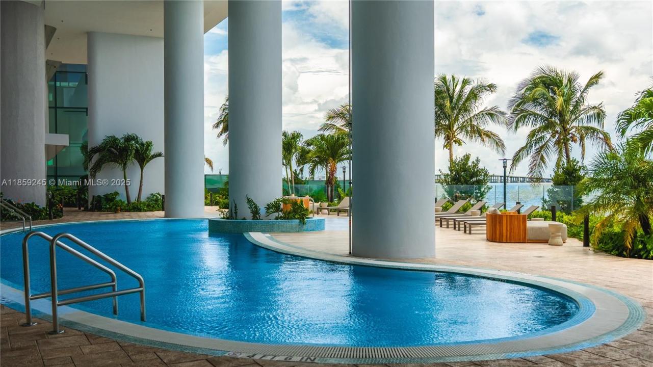 700 NE 24th St 3401, Miami, Florida 33137