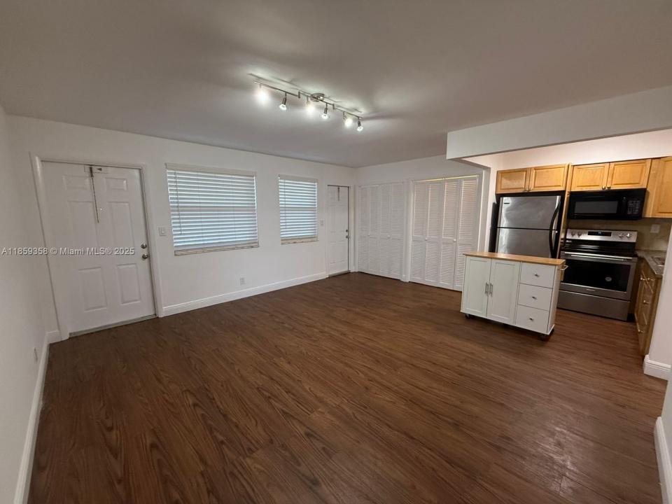 4050 NE 12th Ter 6-1, Oakland Park, Florida 33334, Estados Unidos