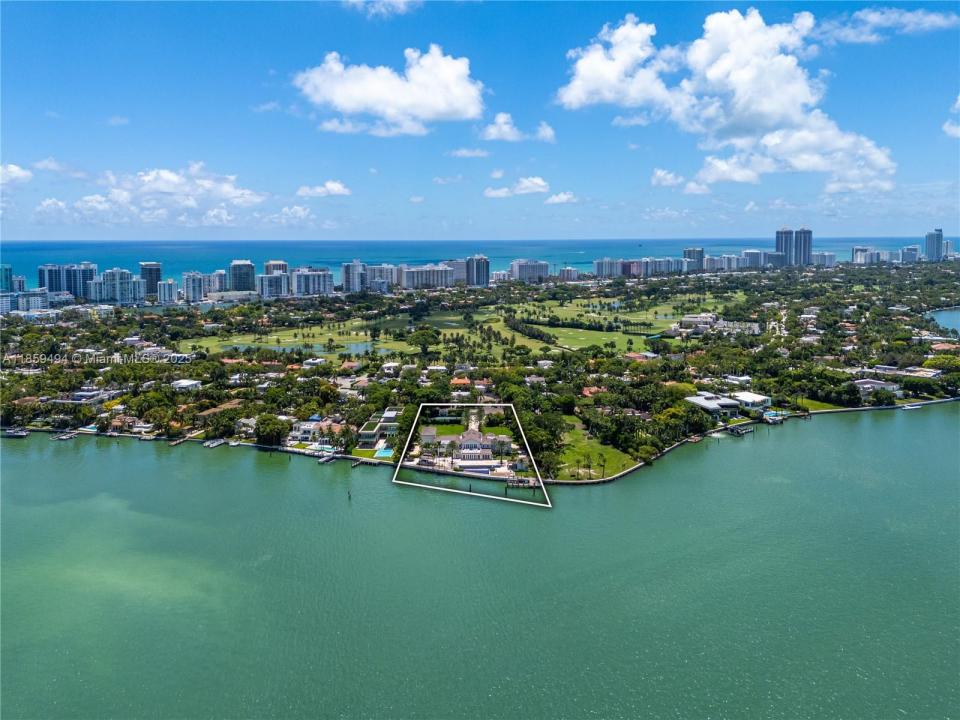5940 N Bay Rd, Miami Beach, Florida 33140, HOA KỲ