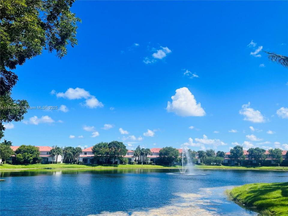 8252 SW 25th Ct 107, Miramar, Florida 33025, HOA KỲ