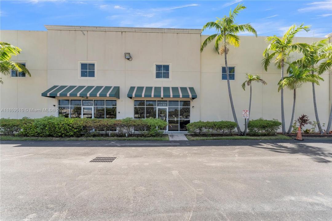 1071 NW 31st Ave B-4, Pompano Beach, פלורידה 33069, ארצות הברית של אמריקה 
