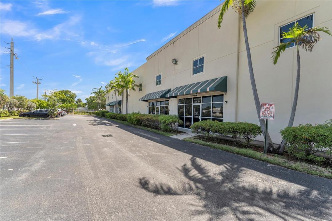 1071 NW 31st Ave B-4, Pompano Beach, פלורידה 33069, ארצות הברית של אמריקה 