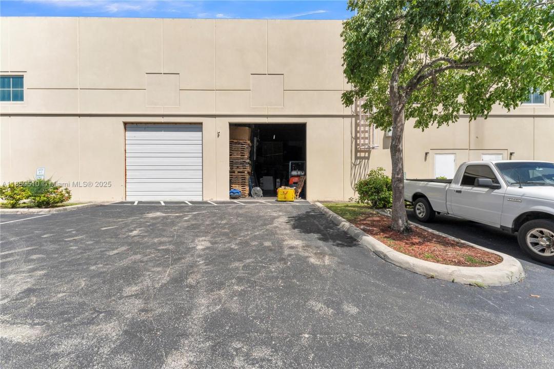 1071 NW 31st Ave B-4, Pompano Beach, פלורידה 33069, ארצות הברית של אמריקה 