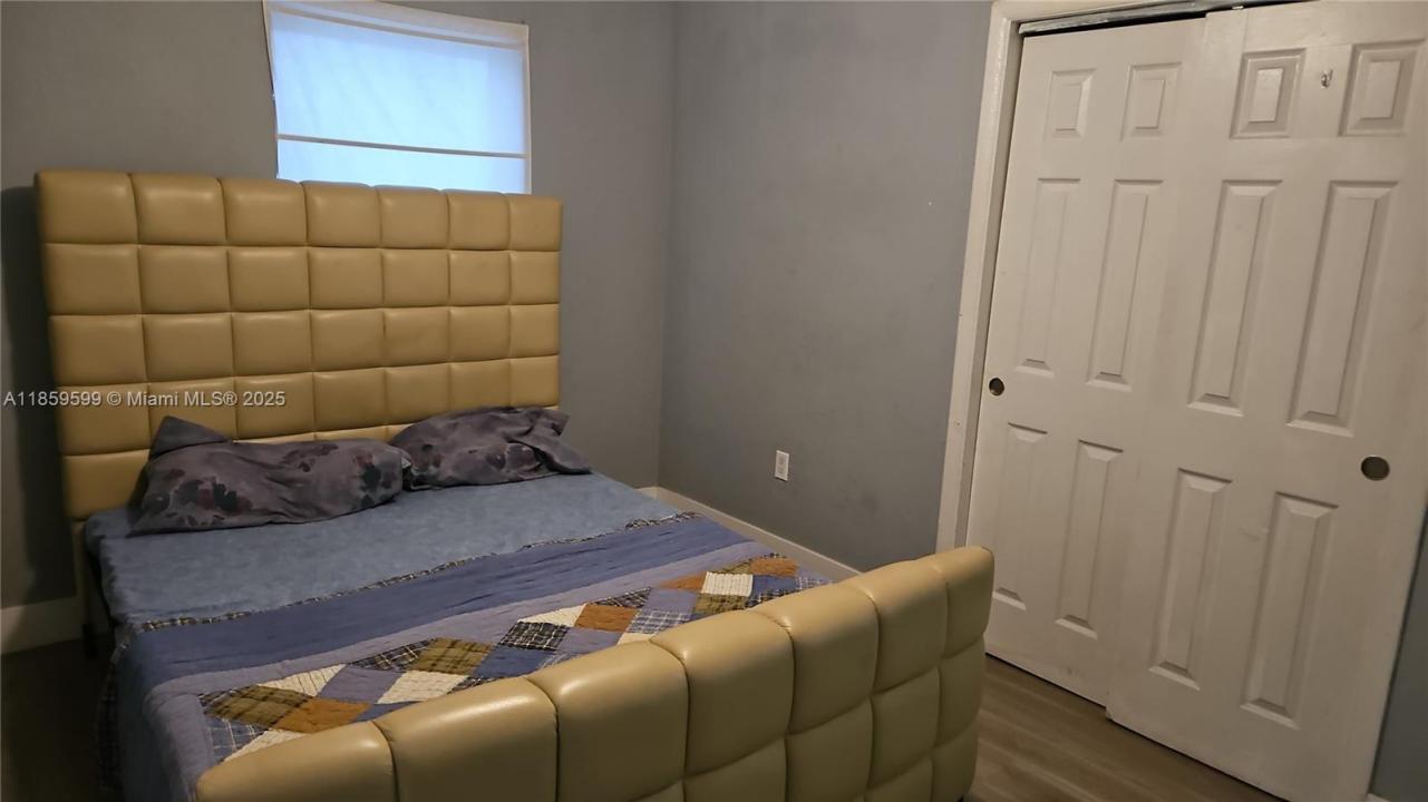 2530 NW 17th St, Fort Lauderdale, Florida 33311, HOA KỲ