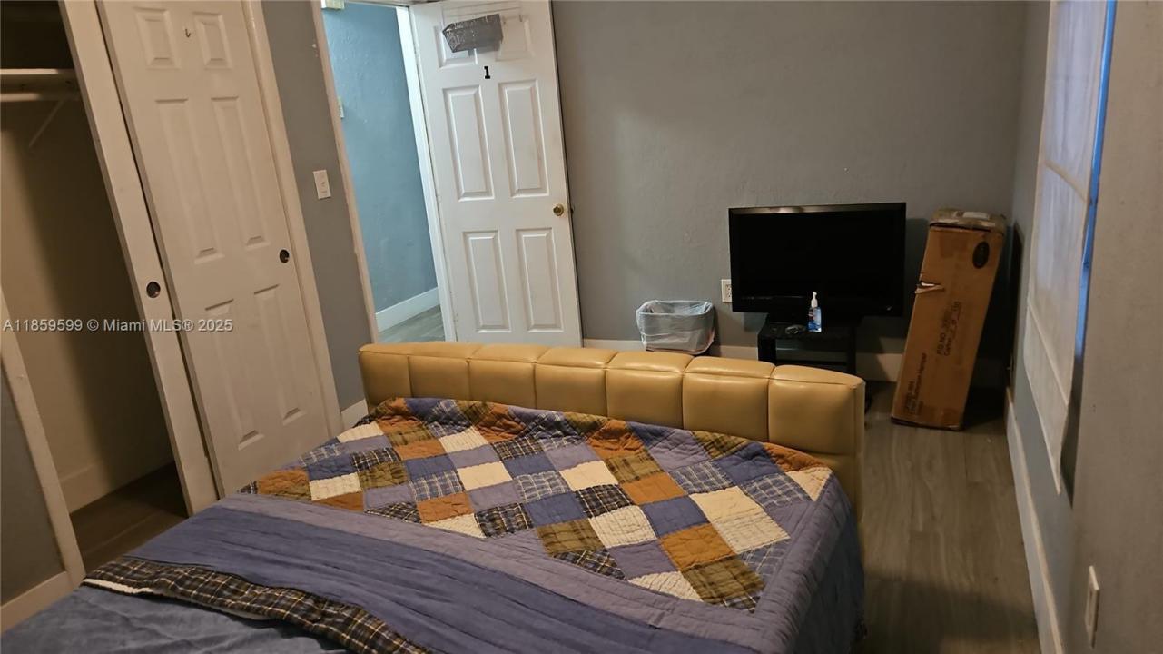 2530 NW 17th St, Fort Lauderdale, Florida 33311, HOA KỲ