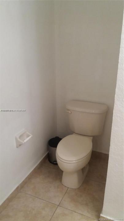 7951 NW 107th Ct, Doral, Floryda 33178, USA