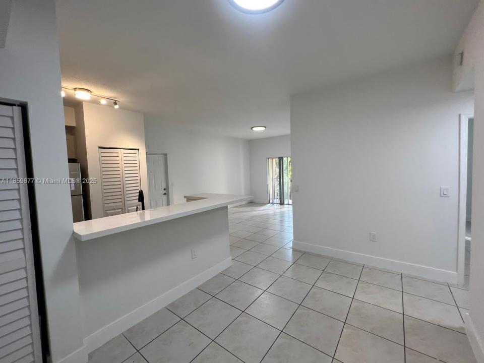7220 NW 114th Ave 204, Doral, Florida 33178, Amerika Birleşik Devletleri